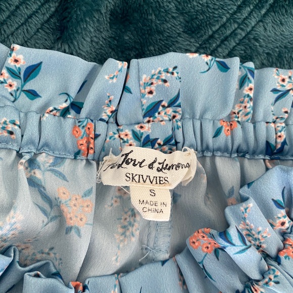 For Love and Lemons Skivvies Belted Tie Shorts - Picture 5 of 6